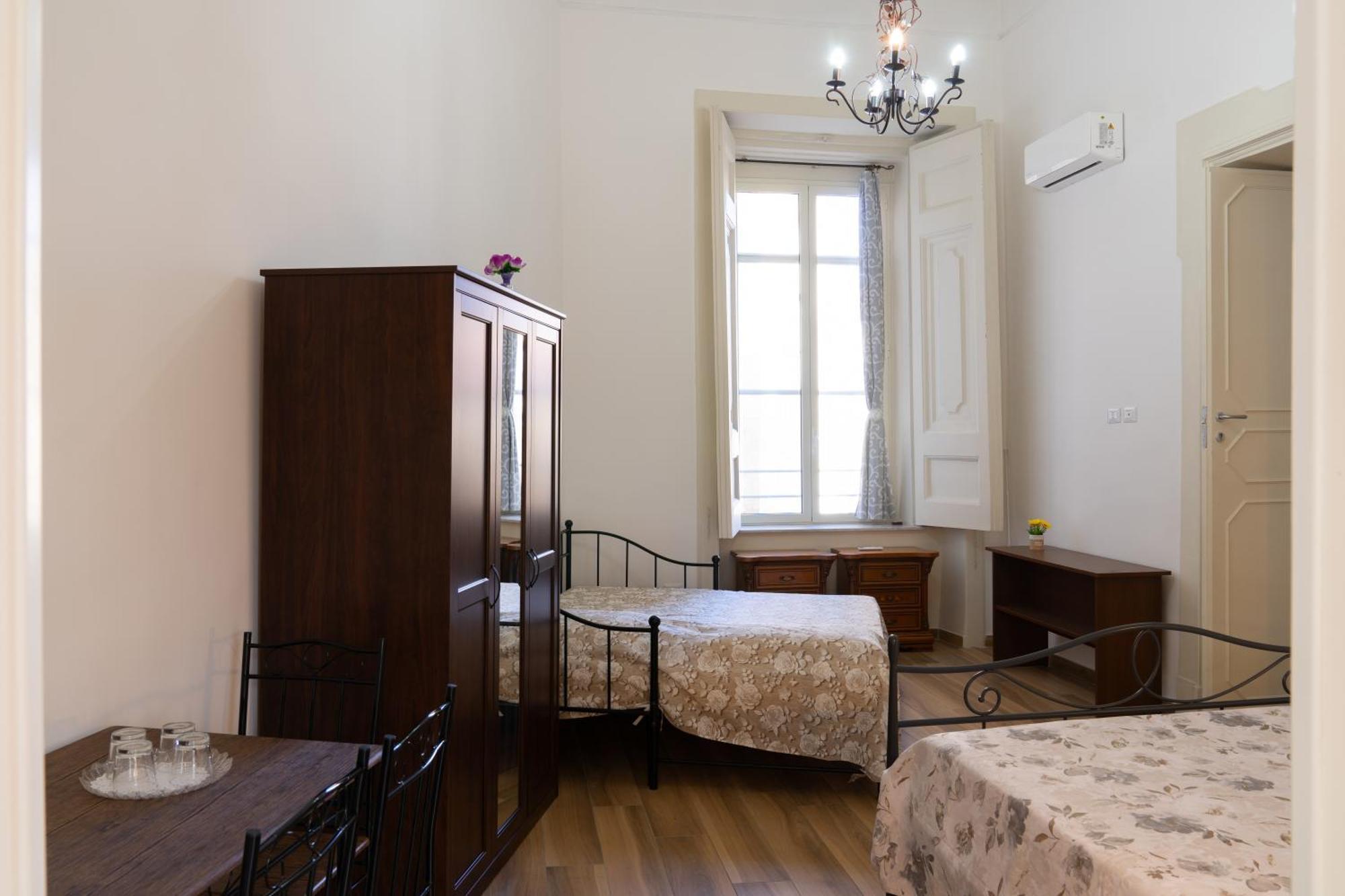 B&B Palazzo Sersale Napoli מראה חיצוני תמונה