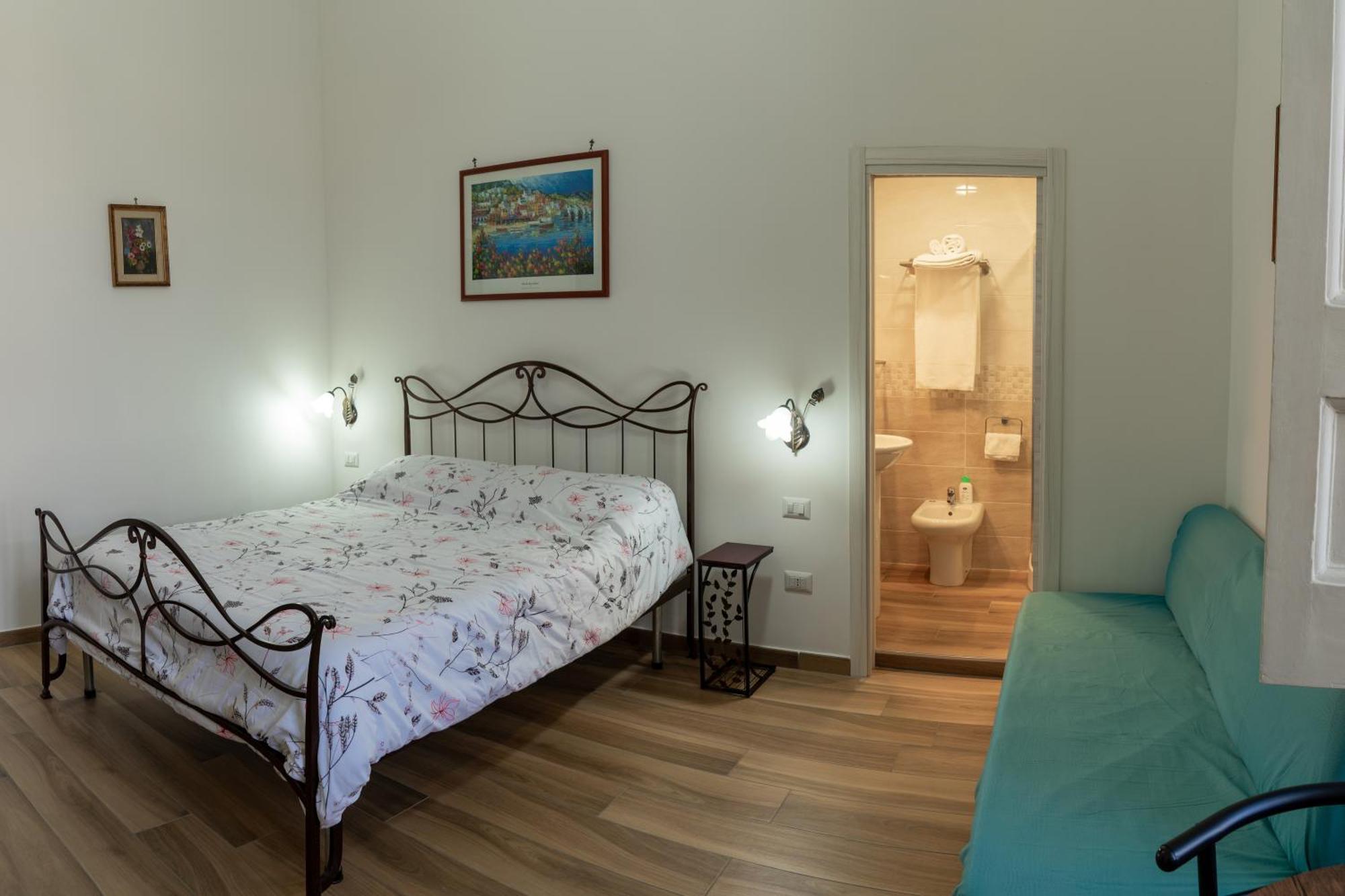 B&B Palazzo Sersale Napoli מראה חיצוני תמונה